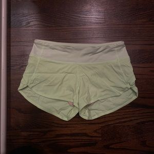 Lululemon Speed short 3” size 6